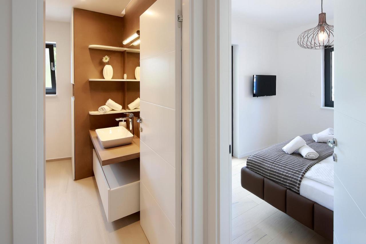 Modena Maris-Heated Pool-Grill-Relax-Jacuzzi Apartments Icici Luaran gambar