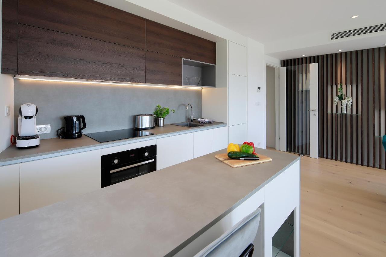 Modena Maris-Heated Pool-Grill-Relax-Jacuzzi Apartments Icici Luaran gambar