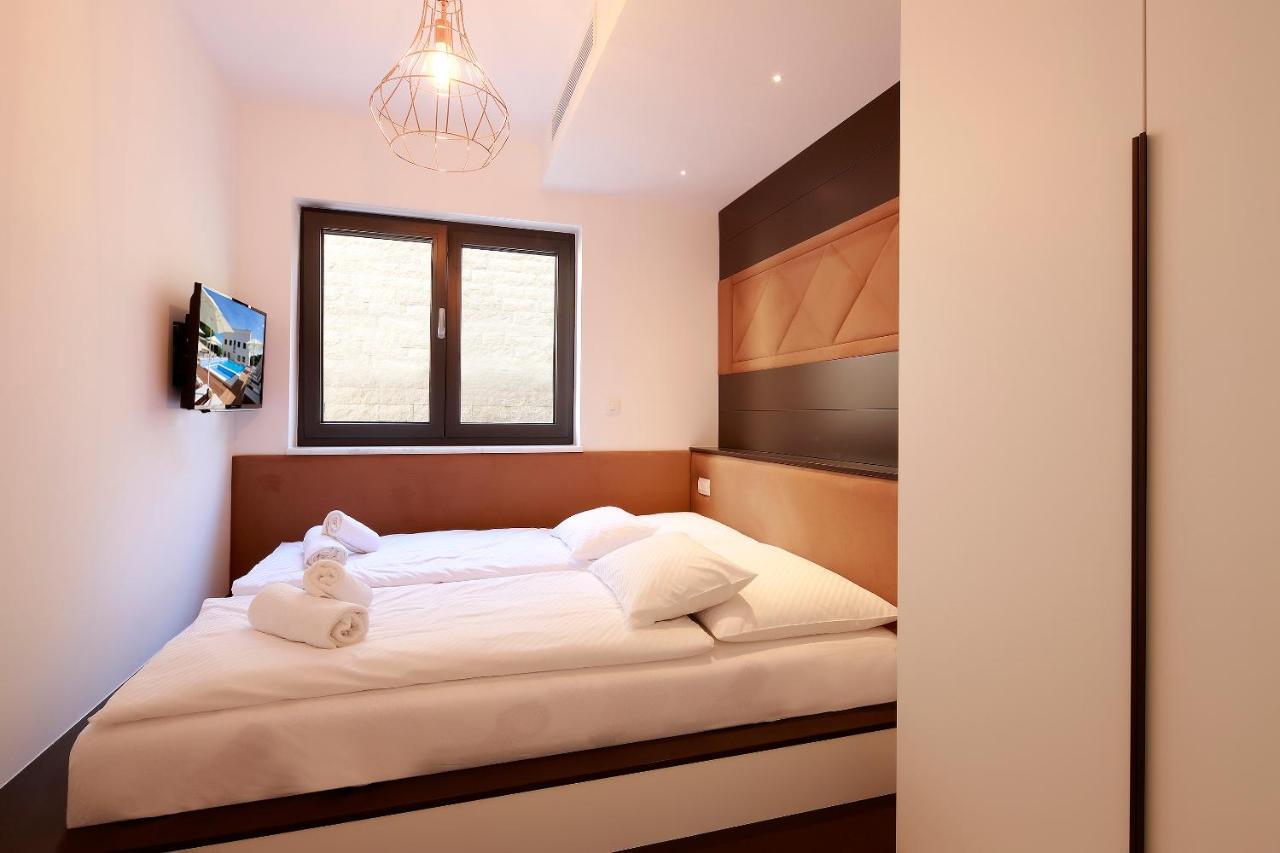Modena Maris-Heated Pool-Grill-Relax-Jacuzzi Apartments Icici Luaran gambar